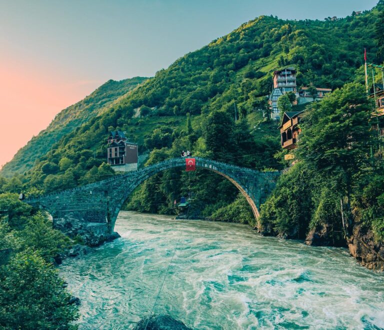 سنفتتح أبوابنا في 23 أبريل.